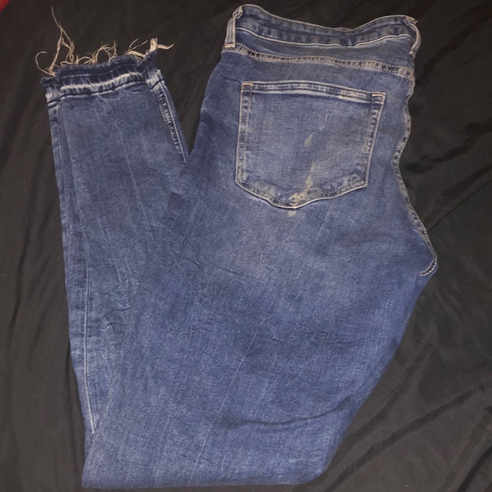 H&M Jeans.